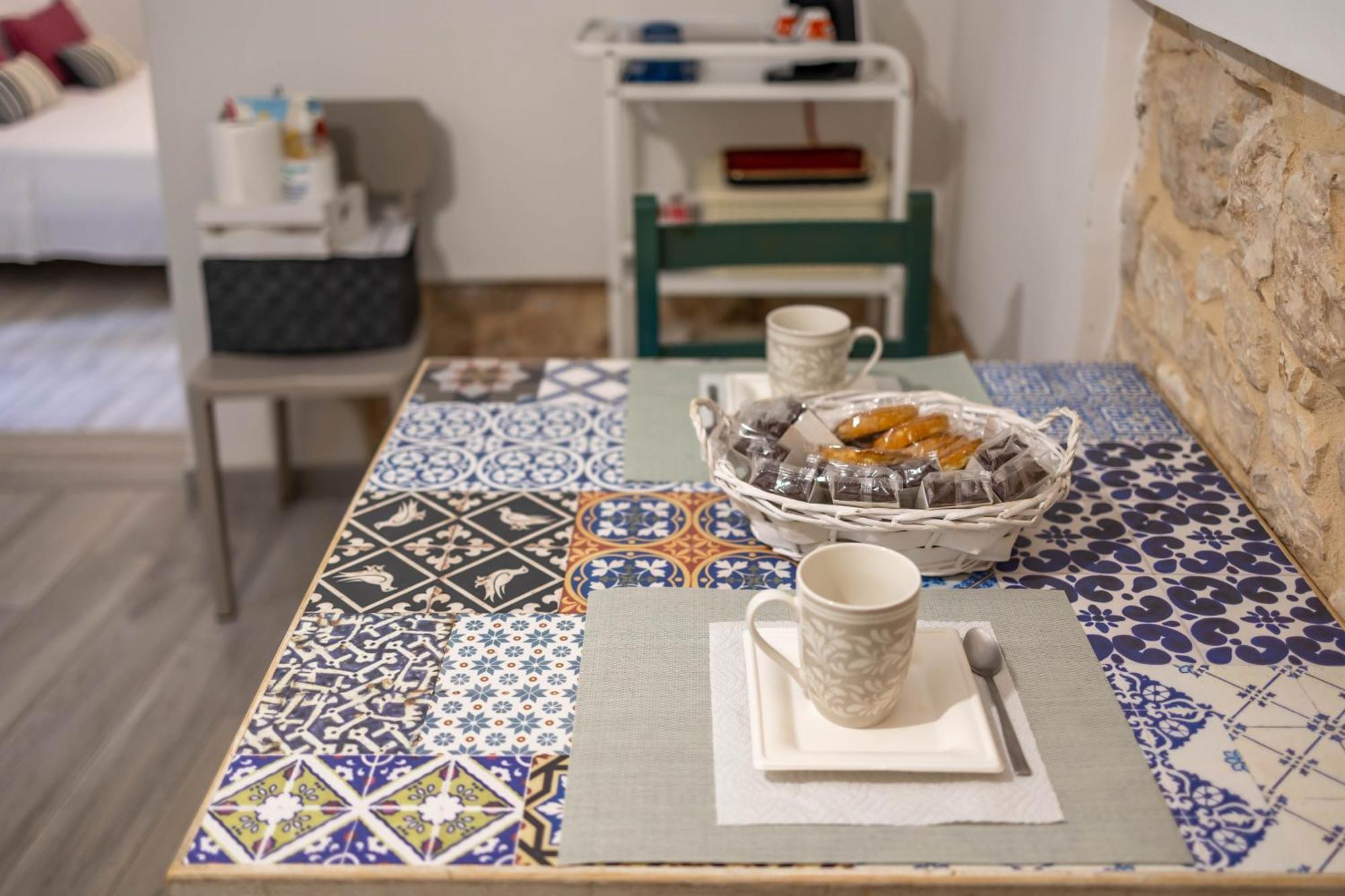 Antiche Mura Apartments"Nido Di Puglia" Monovano 투리 외부 사진